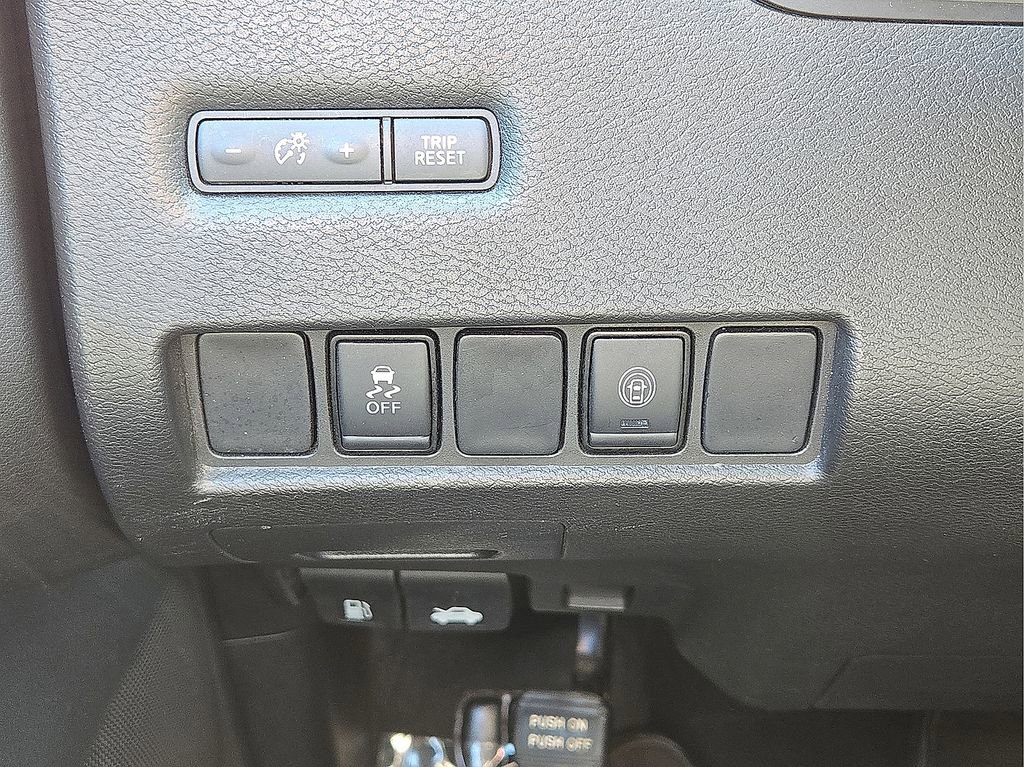 Used 2023 Nissan Murano SV image 26