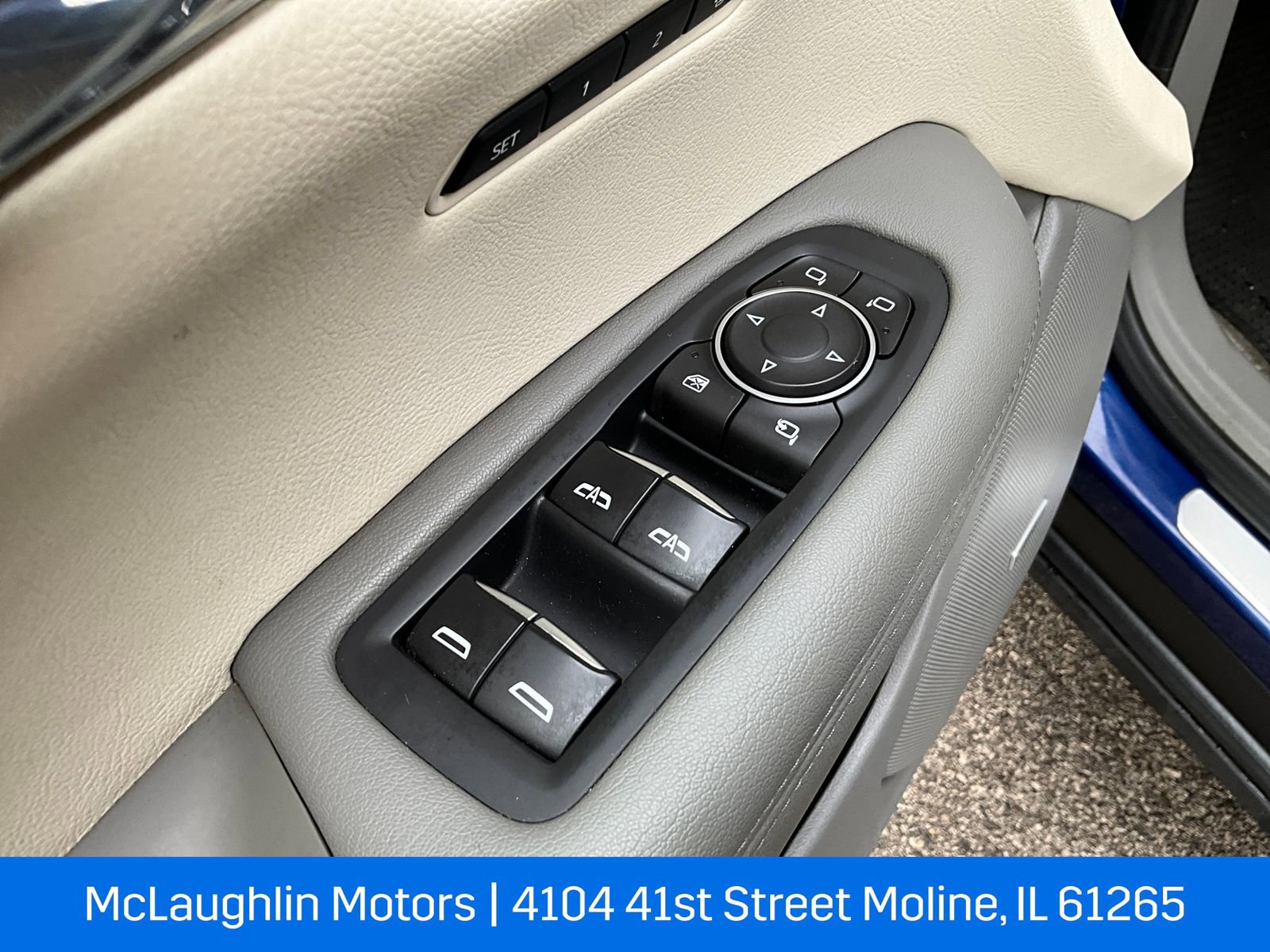 Certified 2023 Cadillac XT6 Premium Luxury image 12