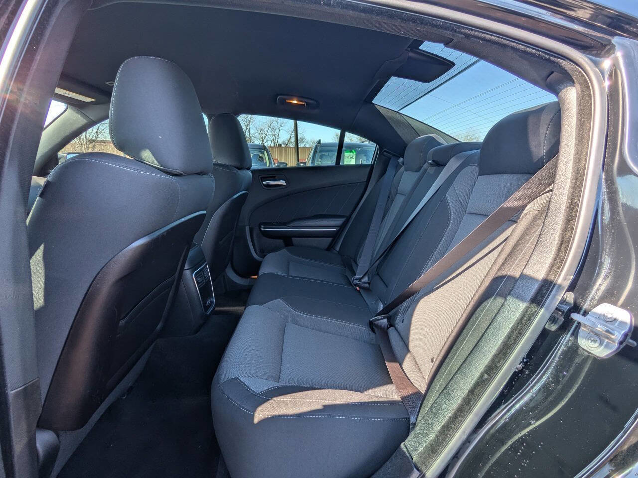 Used 2019 Dodge Charger SXT image 13