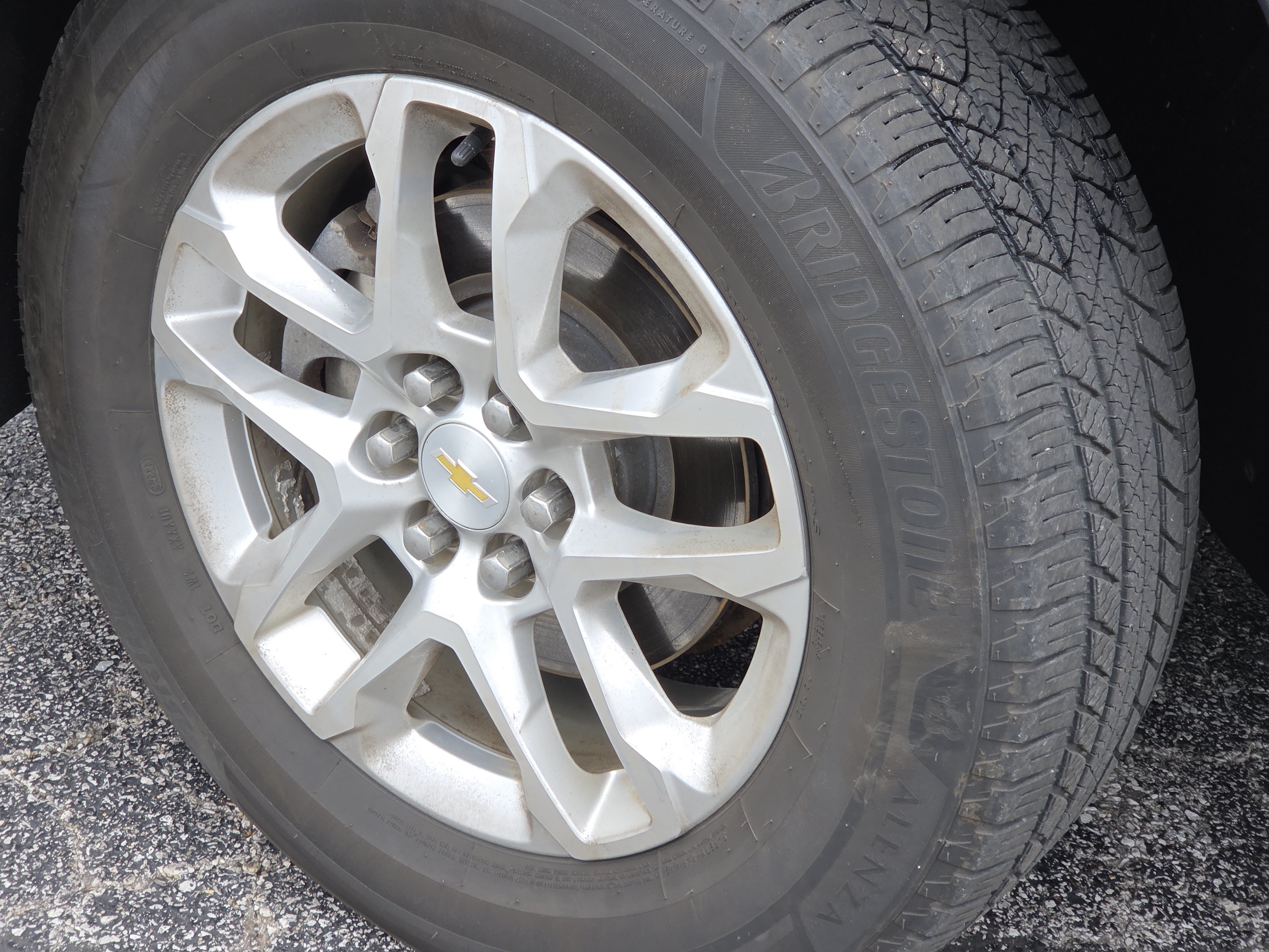 Used 2018 Chevrolet Traverse LT w/ LPO, Floor Liner Package AWD/4WD image 3
