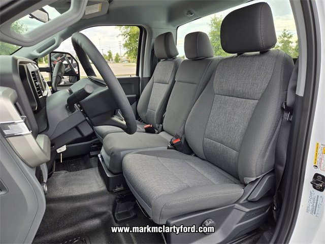 New 2026 Ford F250 XL w/ XL Off-Road Package image 5