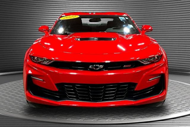 Used 2022 Chevrolet Camaro SS RWD image 2