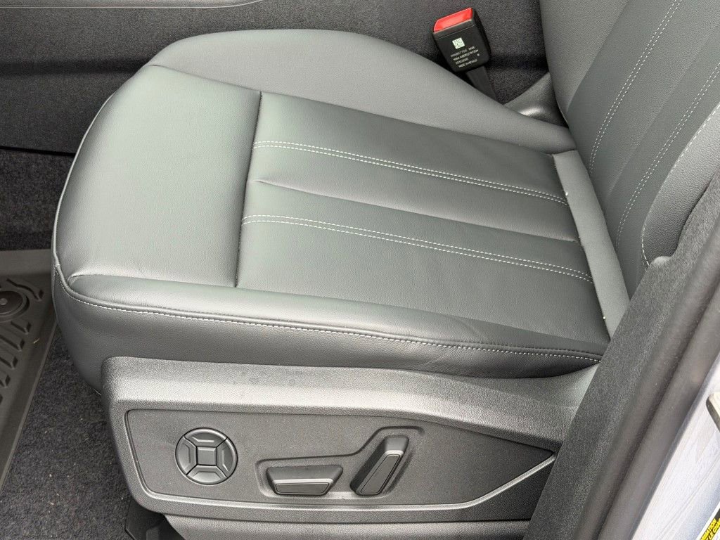 New 2025 Audi Q5 2.0T Premium Plus image 18