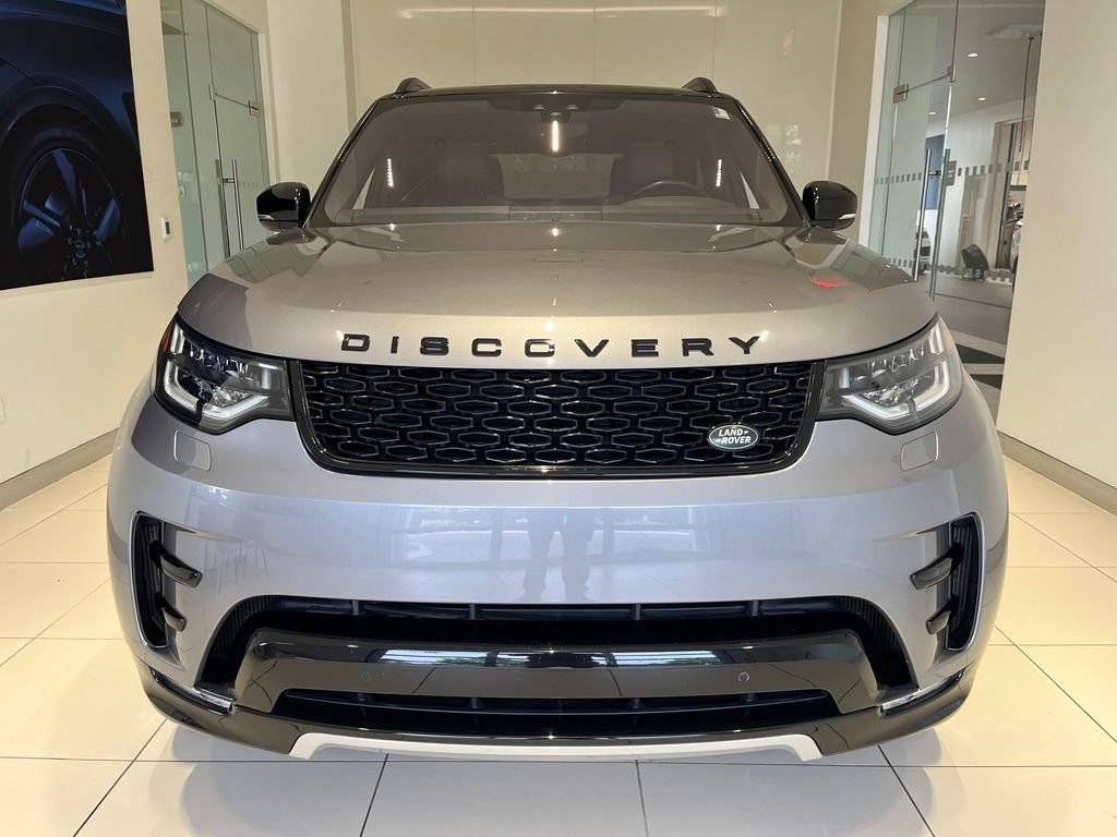 Used 2020 Land Rover Discovery Landmark AWD/4WD image 10