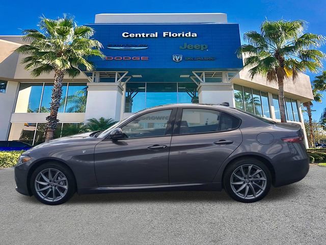 Used 2024 Alfa Romeo Giulia Ti w/ Active Assist Plus Package AWD/4WD image 8