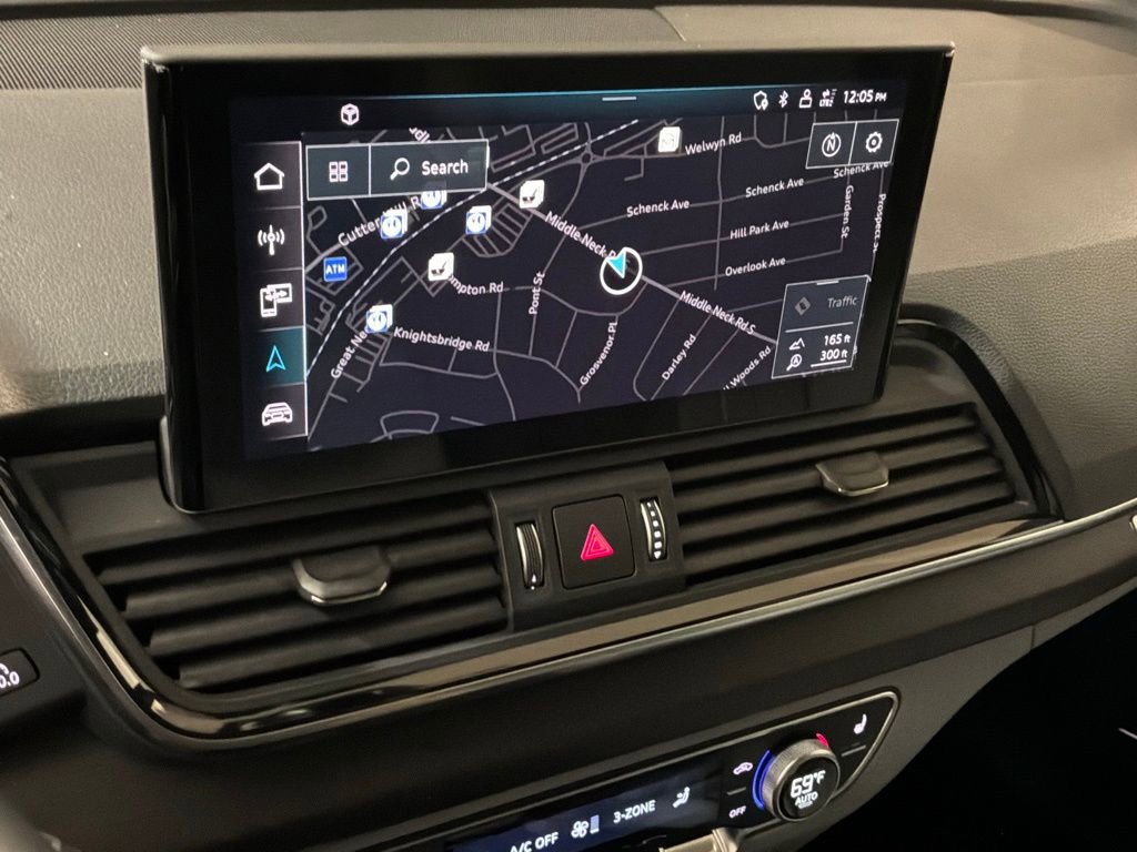 Used 2022 Audi Q5 2.0T Premium Plus w/ Premium Plus Package image 3