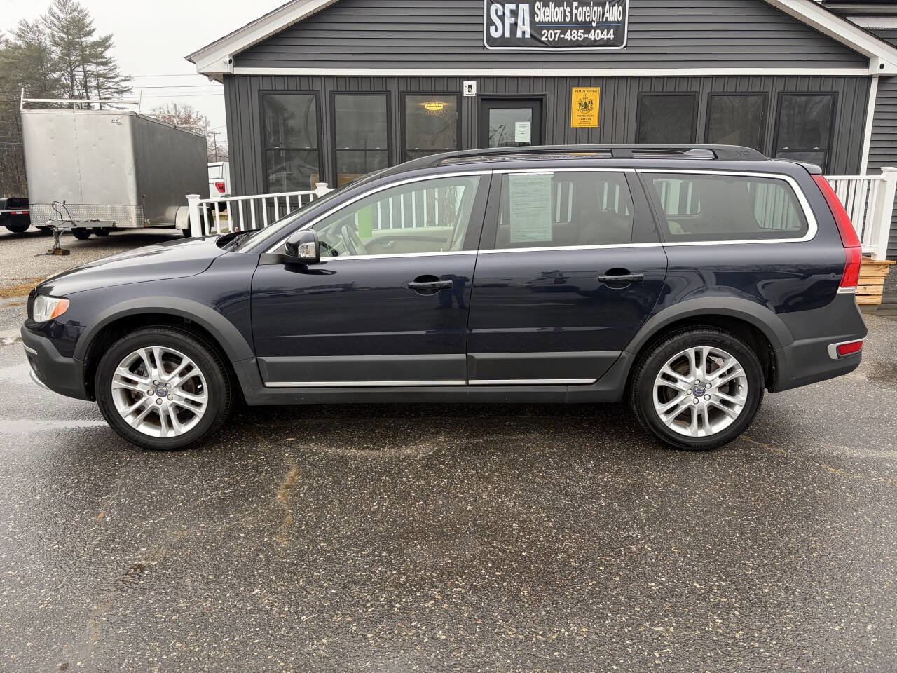 Used 2016 Volvo XC70 T5 Premier w/ Convenience Package image 2