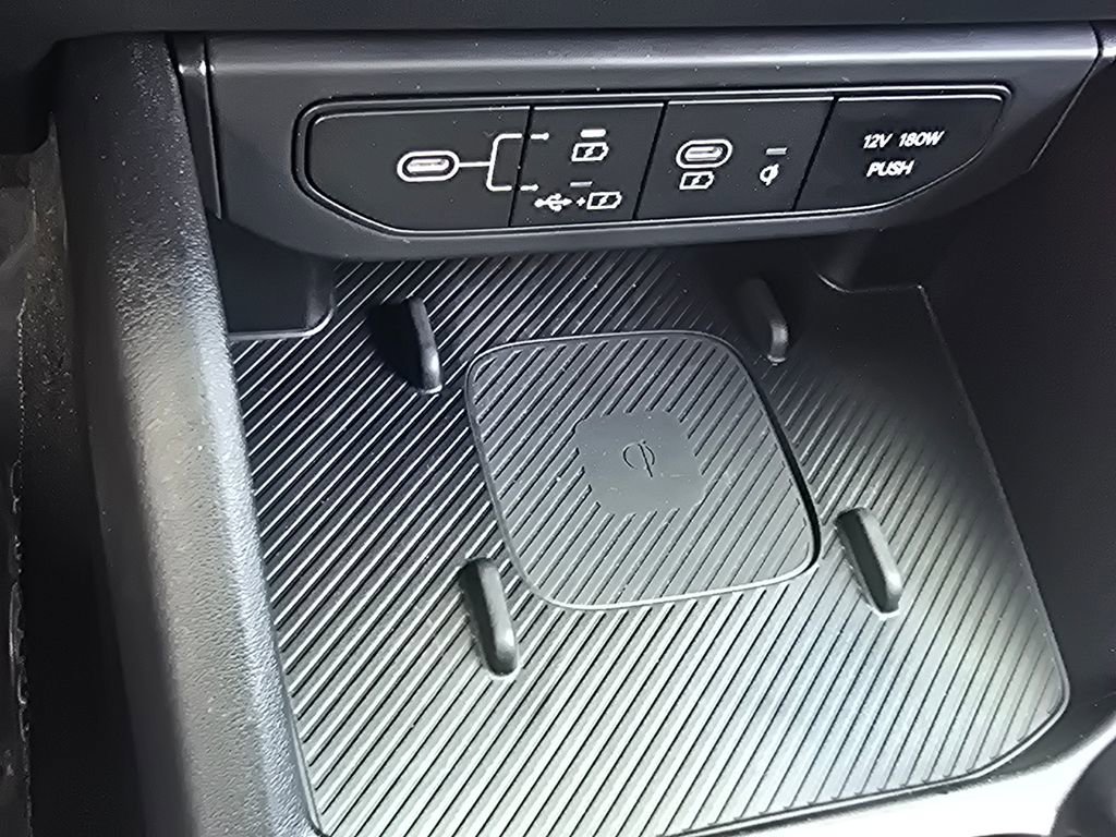 Certified 2025 Kia K4 GT-Line image 21