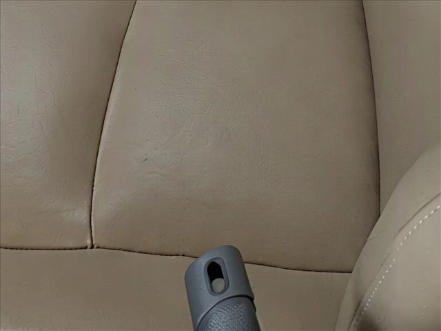 Used 2013 Toyota 4Runner SR5 w/ Premium Pkg AWD/4WD image 17