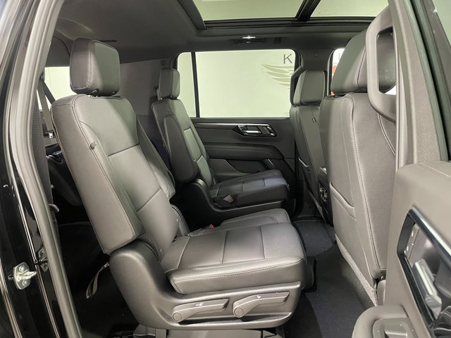 New 2026 Chevrolet Suburban Z71 w/ Comfort Package image 22