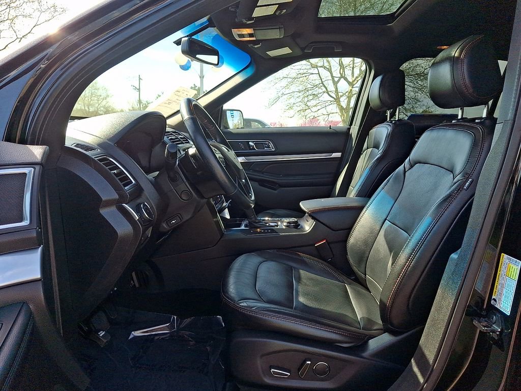 Used 2017 Ford Explorer Sport w/ Equipment Group 401A image 13