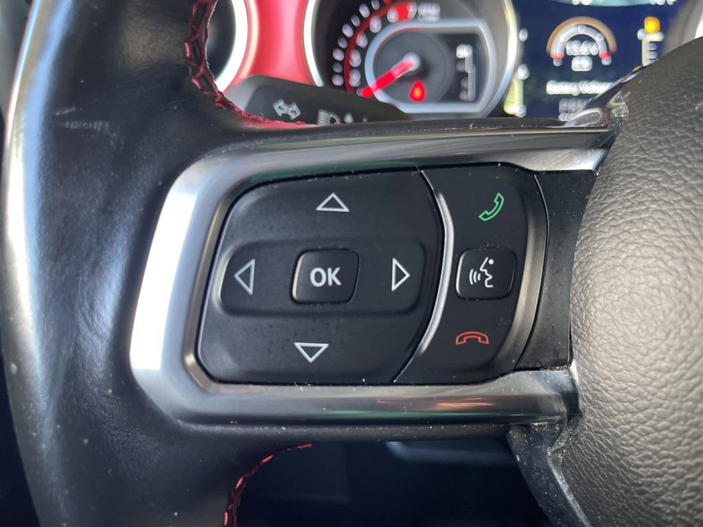 Used 2022 Jeep Wrangler Rubicon w/ Cold Weather Group AWD/4WD image 29
