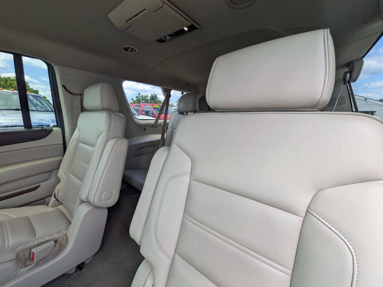 Used 2019 GMC Yukon XL Denali w/ Denali Ultimate Package AWD/4WD image 22