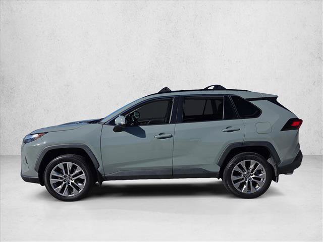Used 2022 Toyota RAV4 XLE Premium FWD image 9