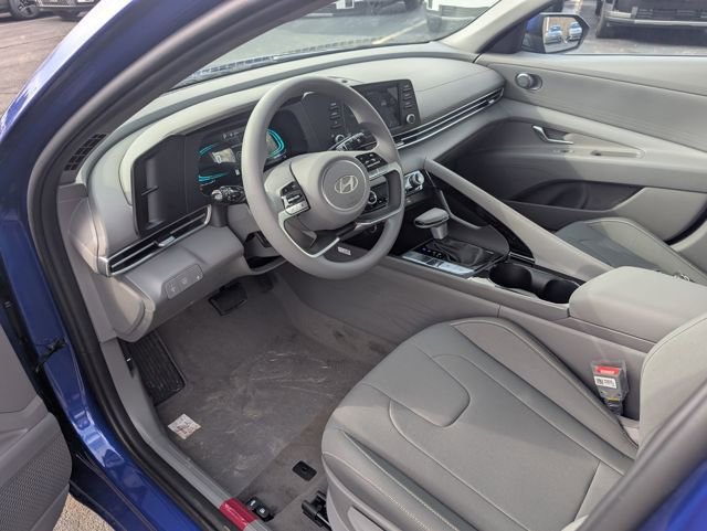 New 2026 Hyundai Elantra Blue image 13