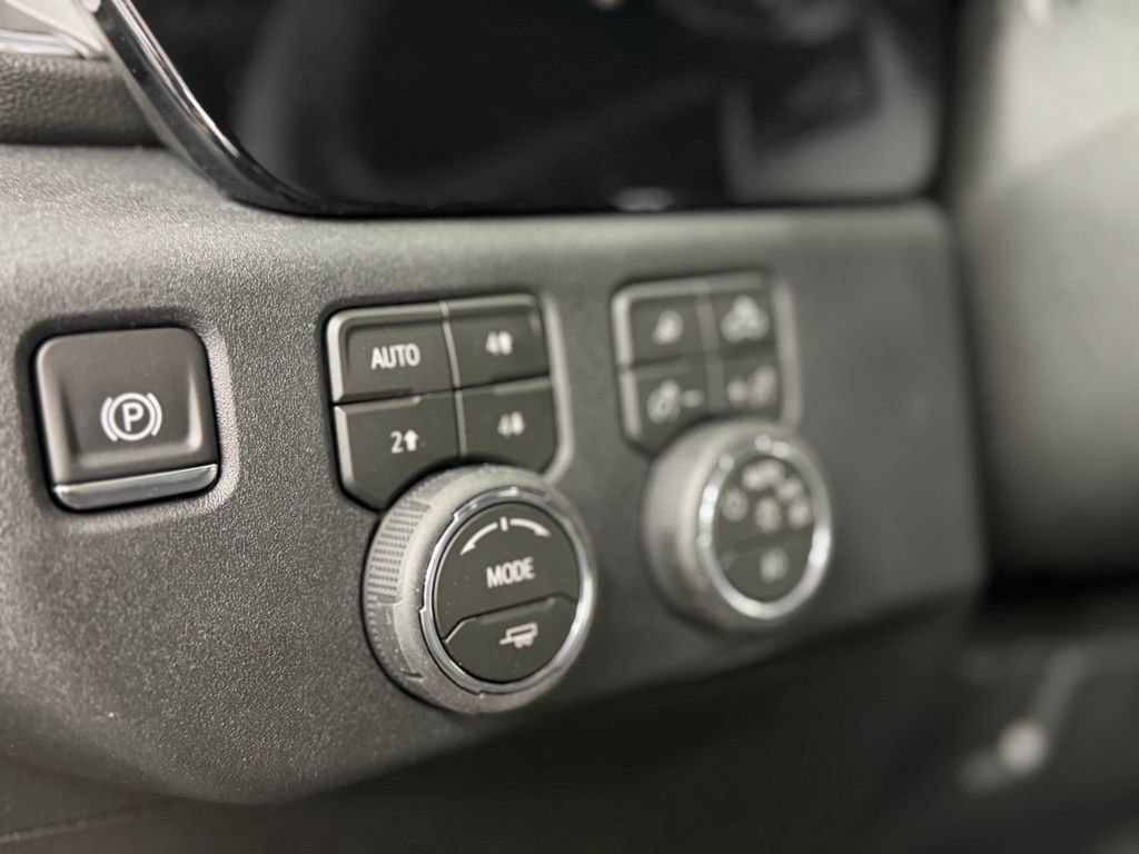 New 2026 Chevrolet Silverado 3500 LTZ w/ LTZ Plus Package AWD/4WD image 17