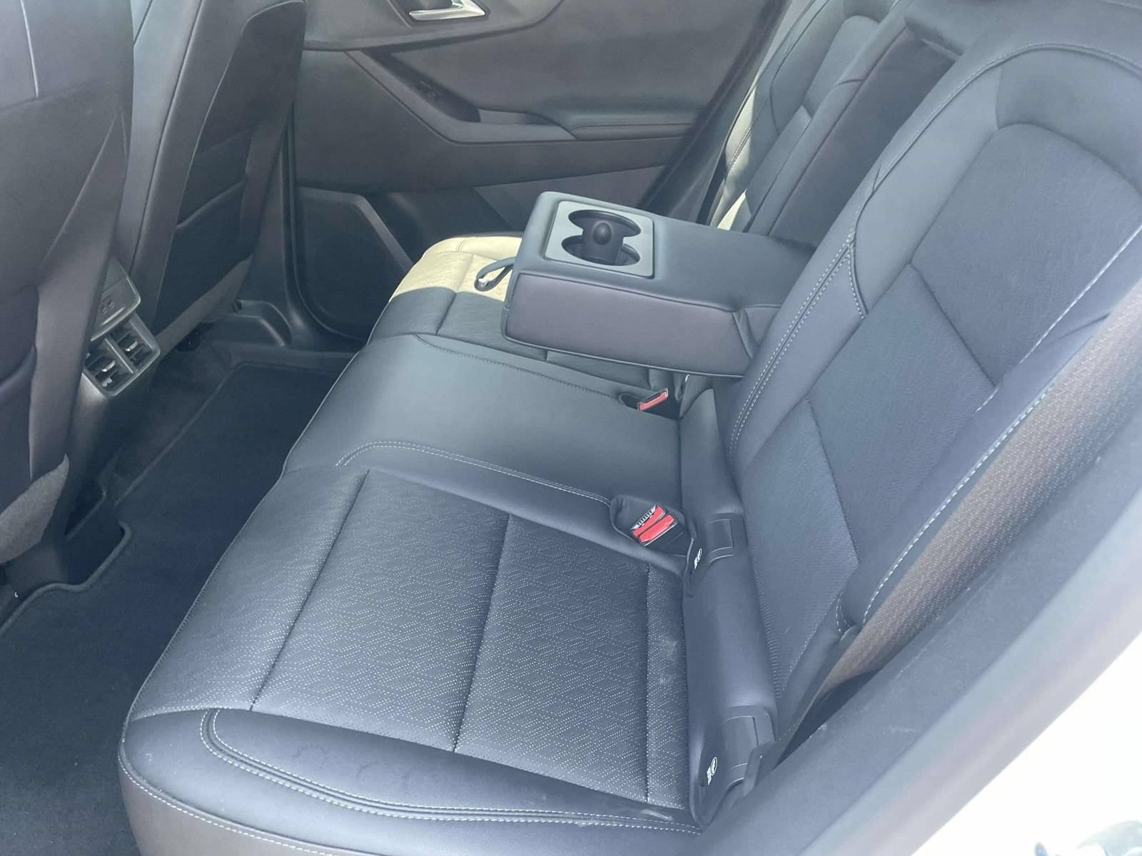 Used 2025 Chevrolet Equinox LT w/ Convenience Package II AWD/4WD image 10