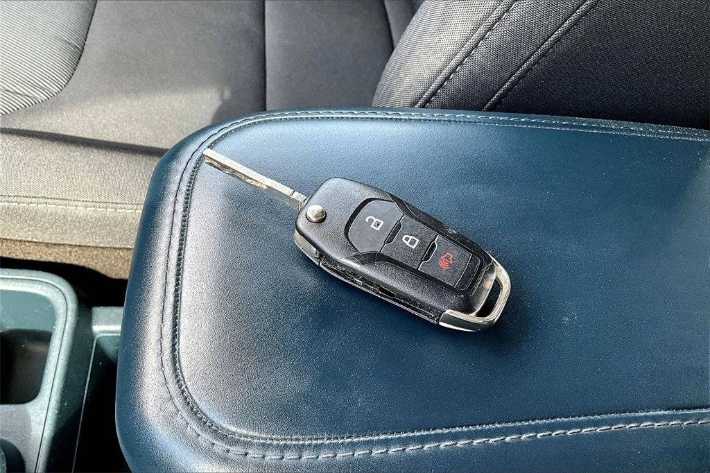 Used 2022 Ford Maverick XL image 11