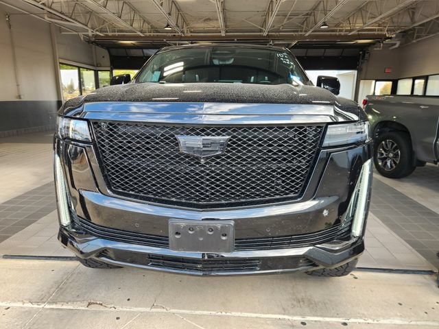 Used 2023 Cadillac Escalade ESV Sport Platinum w/ LPO, Floor Liner Package AWD/4WD image 2