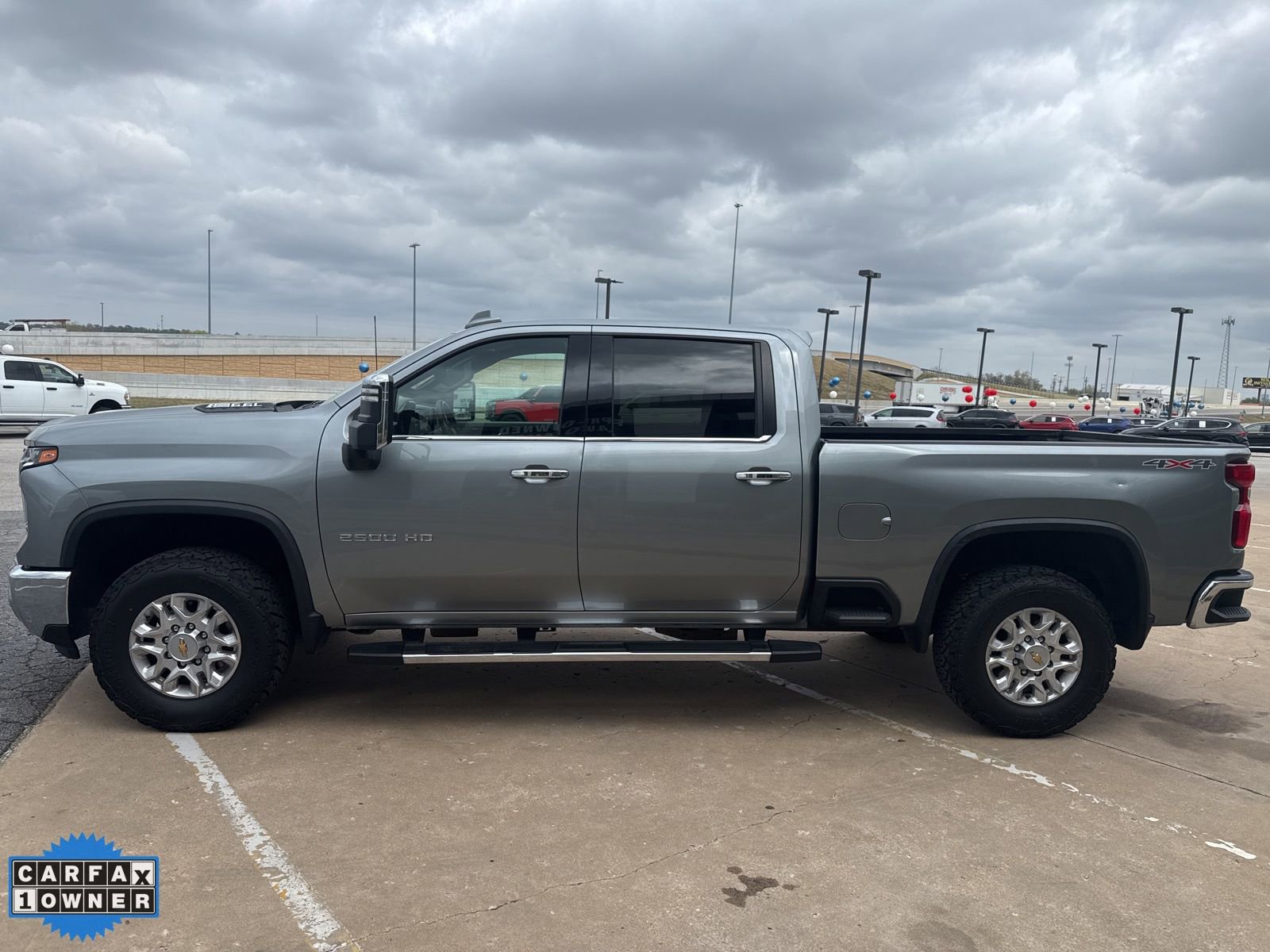 Used 2024 Chevrolet Silverado 2500 LTZ w/ LTZ Convenience Package image 6