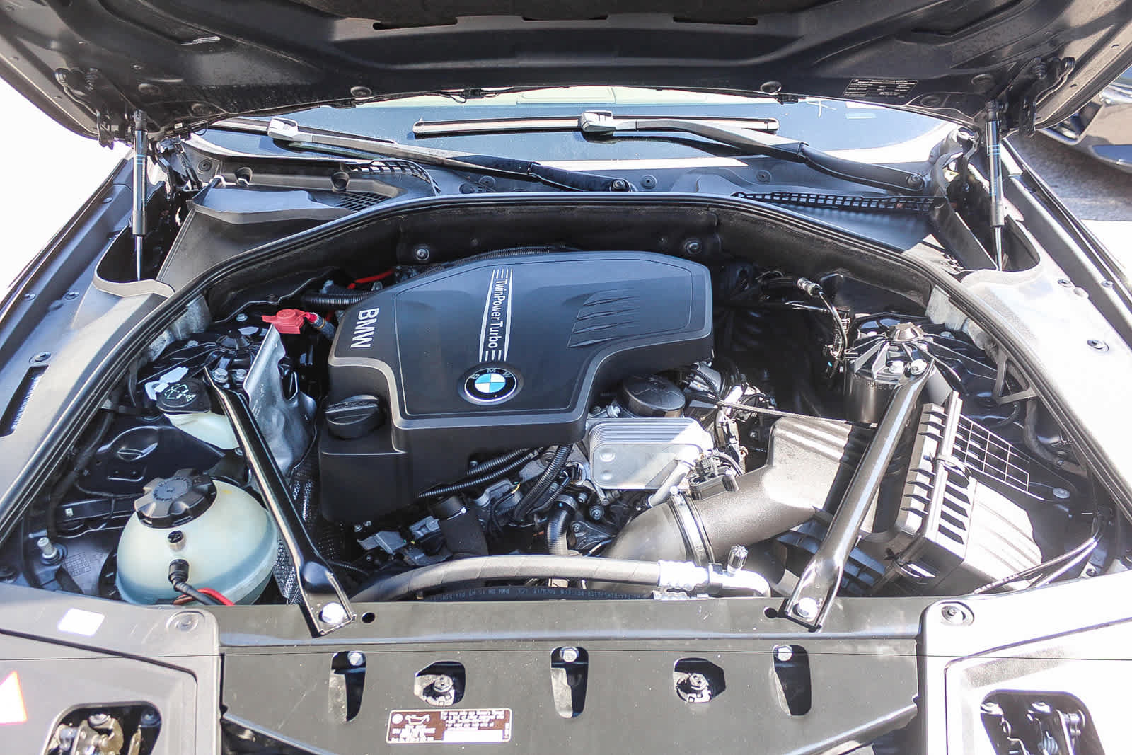 Used 2014 BMW 528i xDrive Sedan AWD/4WD image 33