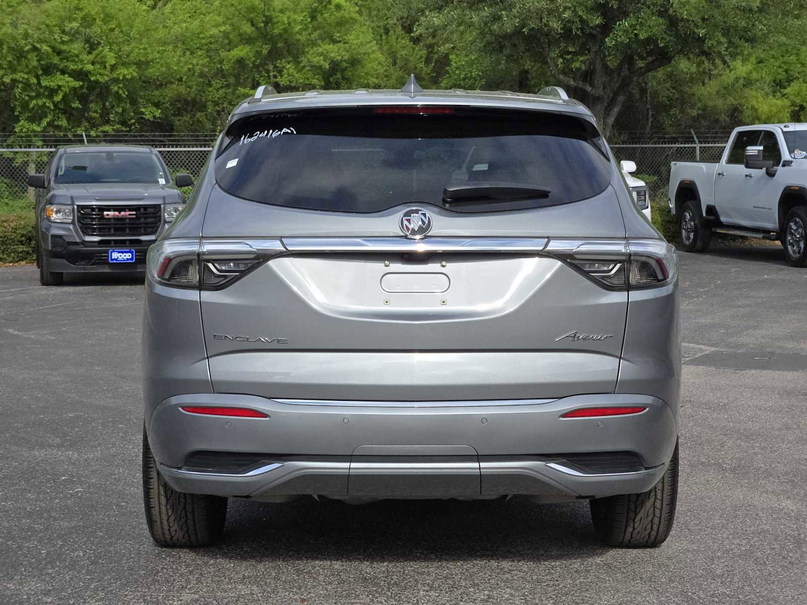 Certified 2024 Buick Enclave Avenir w/ Avenir Technology Package FWD image 4