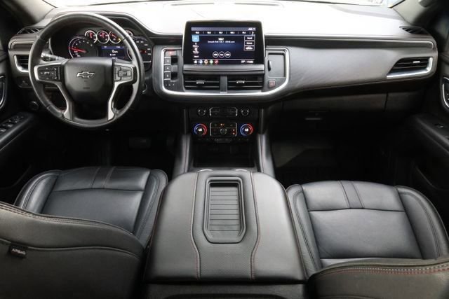 Used 2021 Chevrolet Suburban RST w/ Luxury Package RWD image 12