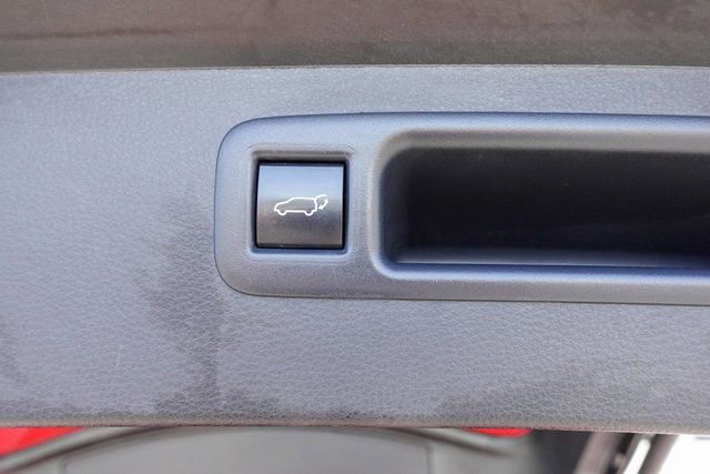 Certified 2023 Toyota Highlander XLE image 40