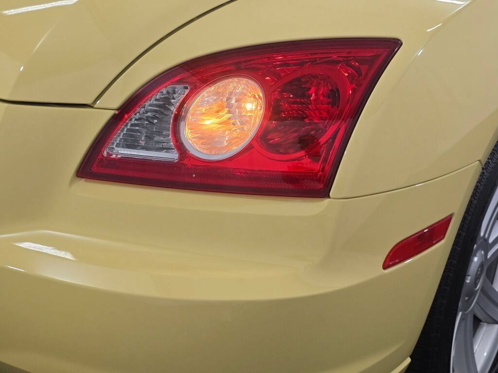 Used 2005 Chrysler Crossfire Limited RWD image 59