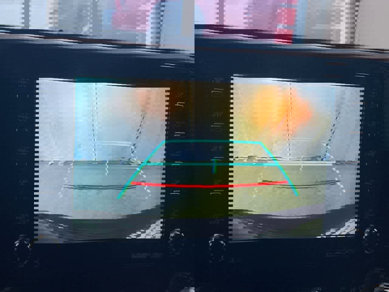 Used 2022 Toyota Highlander XLE image 17