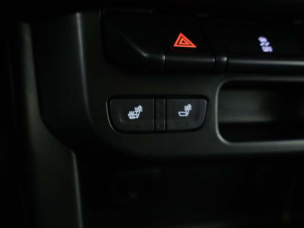 Used 2020 GMC Canyon SLE w/ Elevation Edition image 47