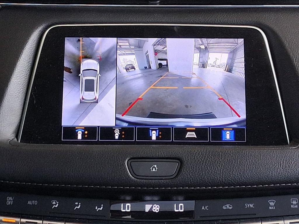 Used 2022 Cadillac XT4 Premium Luxury w/ Enhanced Visibility Package FWD image 15