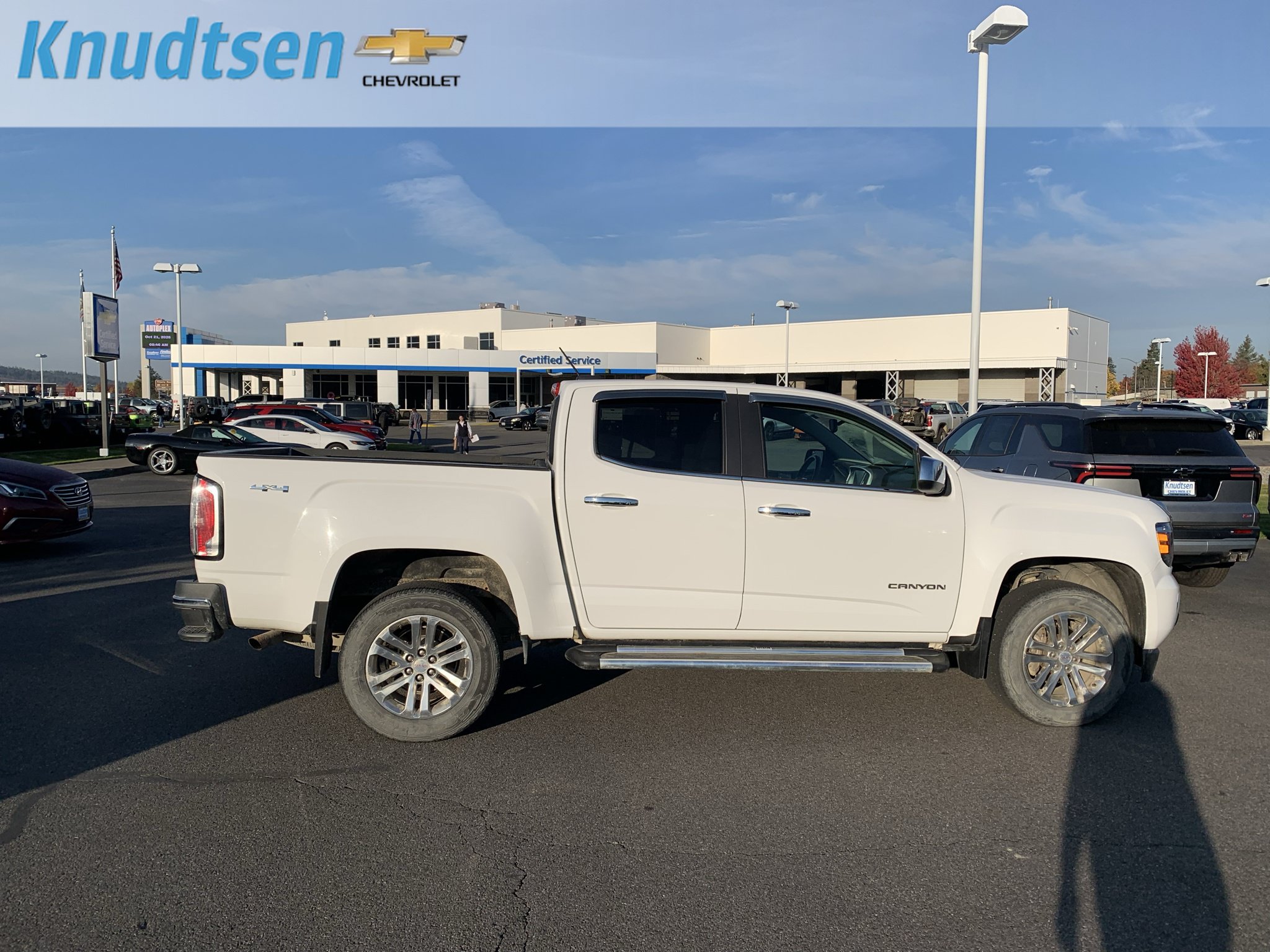 Used 2017 GMC Canyon SLT w/ Driver Alert Package AWD/4WD image 8