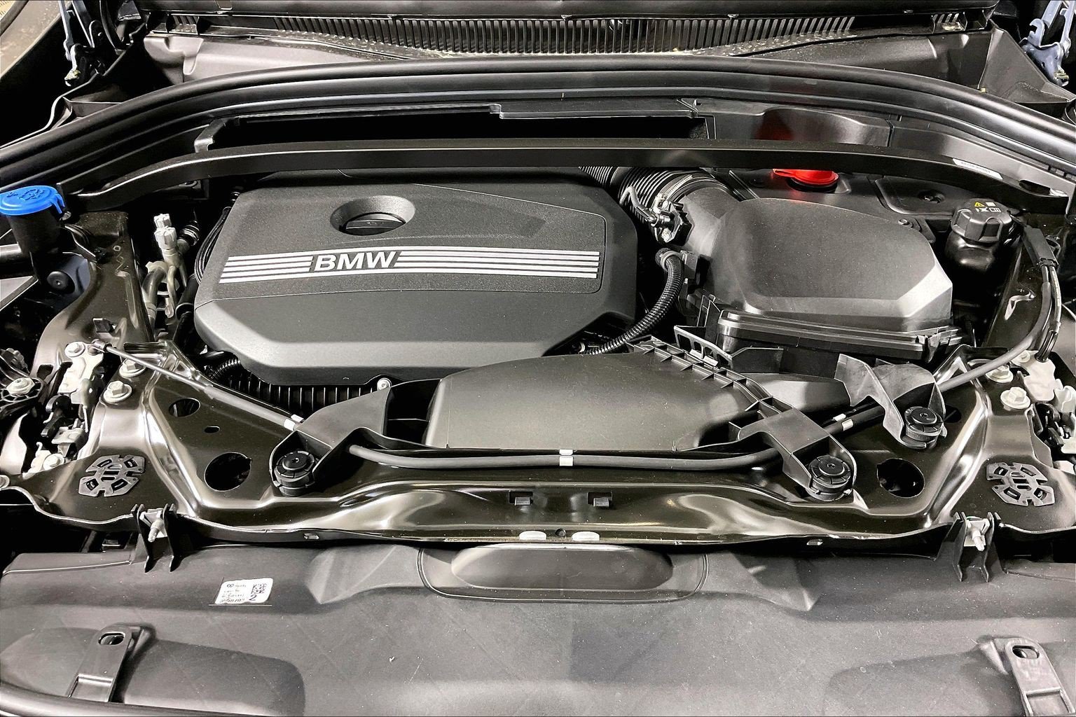 New 2026 BMW X2 xDrive28i AWD/4WD image 14