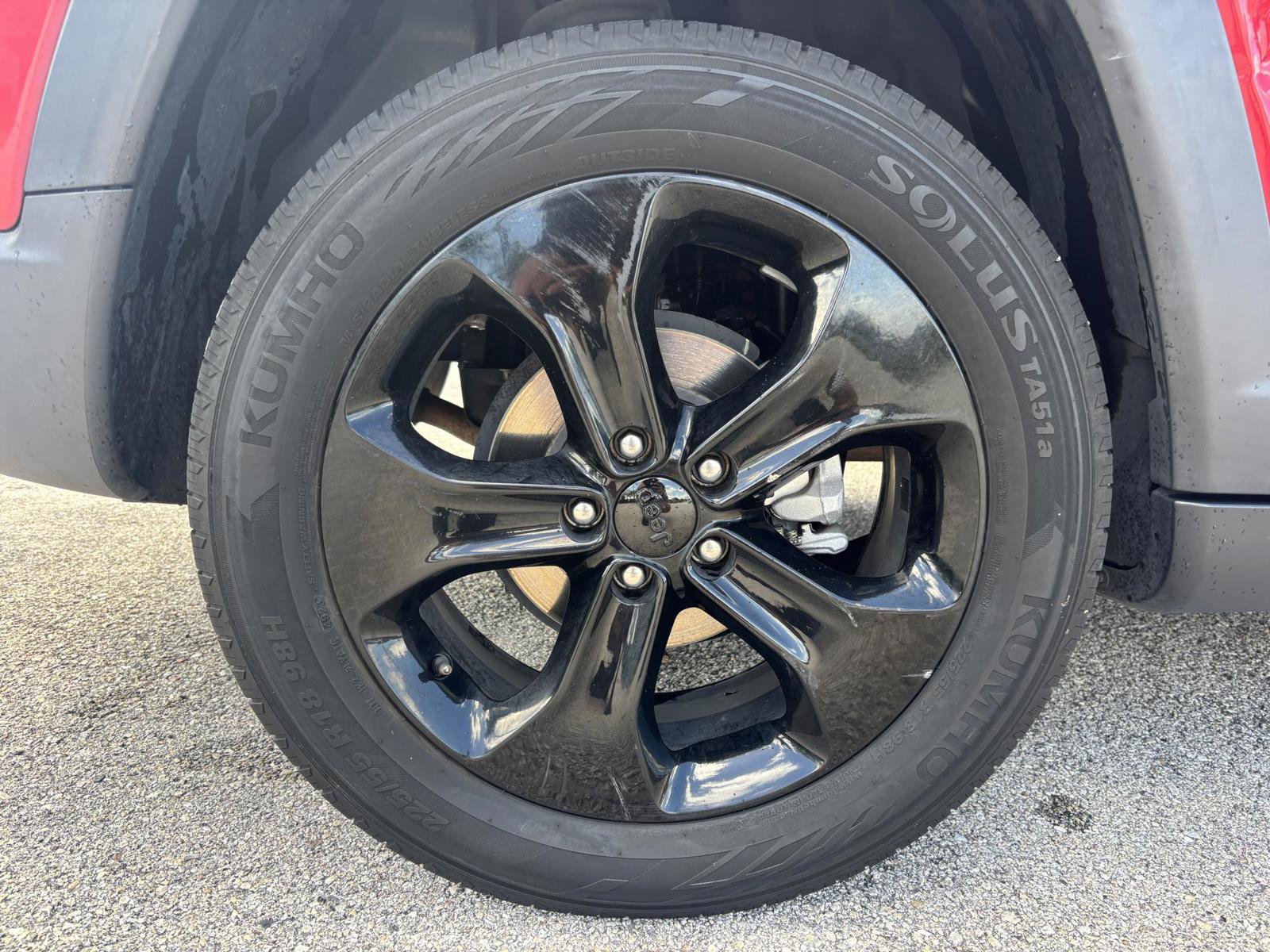 Used 2020 Jeep Compass Latitude FWD image 31