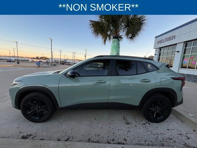 Used 2025 Chevrolet Trax ACTIV w/ Sunroof Package image 5