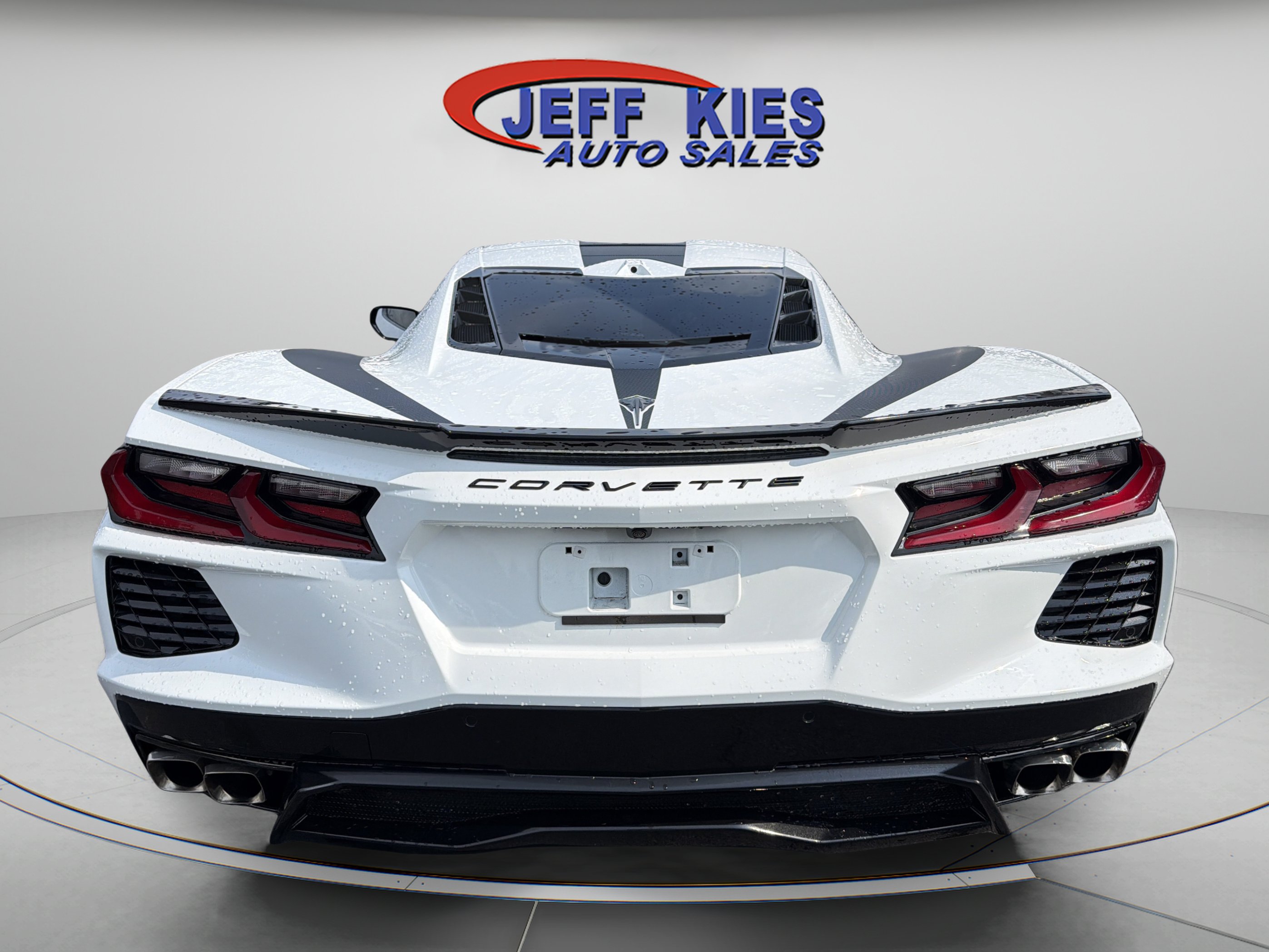 Used 2025 Chevrolet Corvette Stingray Coupe RWD image 6