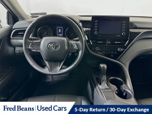 Used 2024 Toyota Camry SE image 22