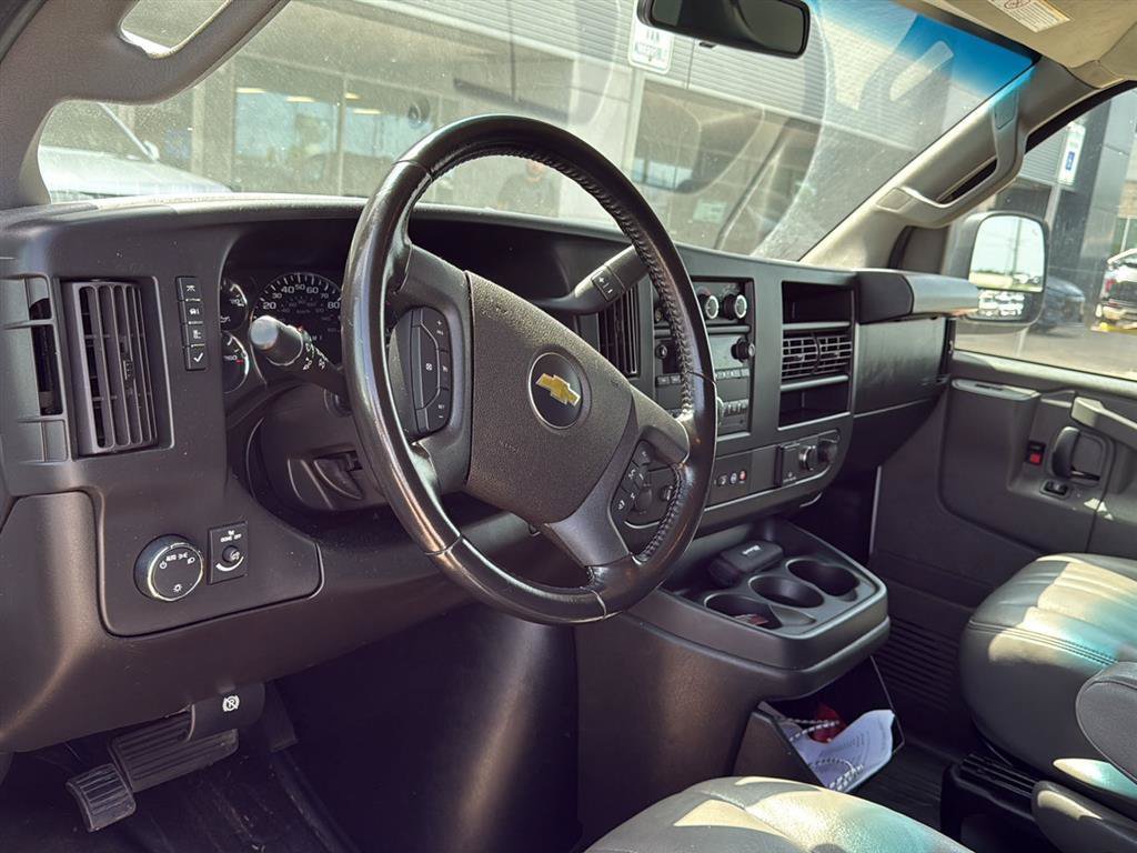 Used 2022 Chevrolet Express 2500 w/ Communications Package RWD image 11