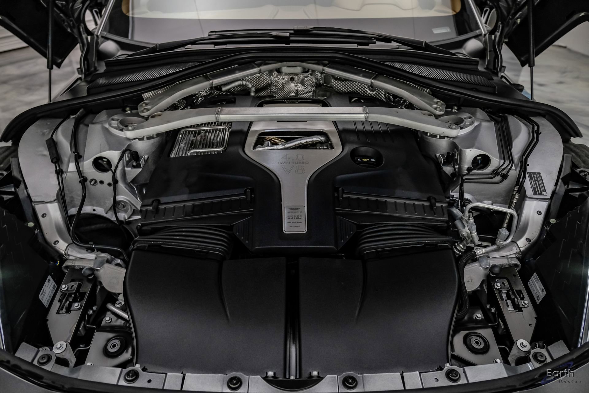 Used 2023 Aston Martin DBX 707 image 3