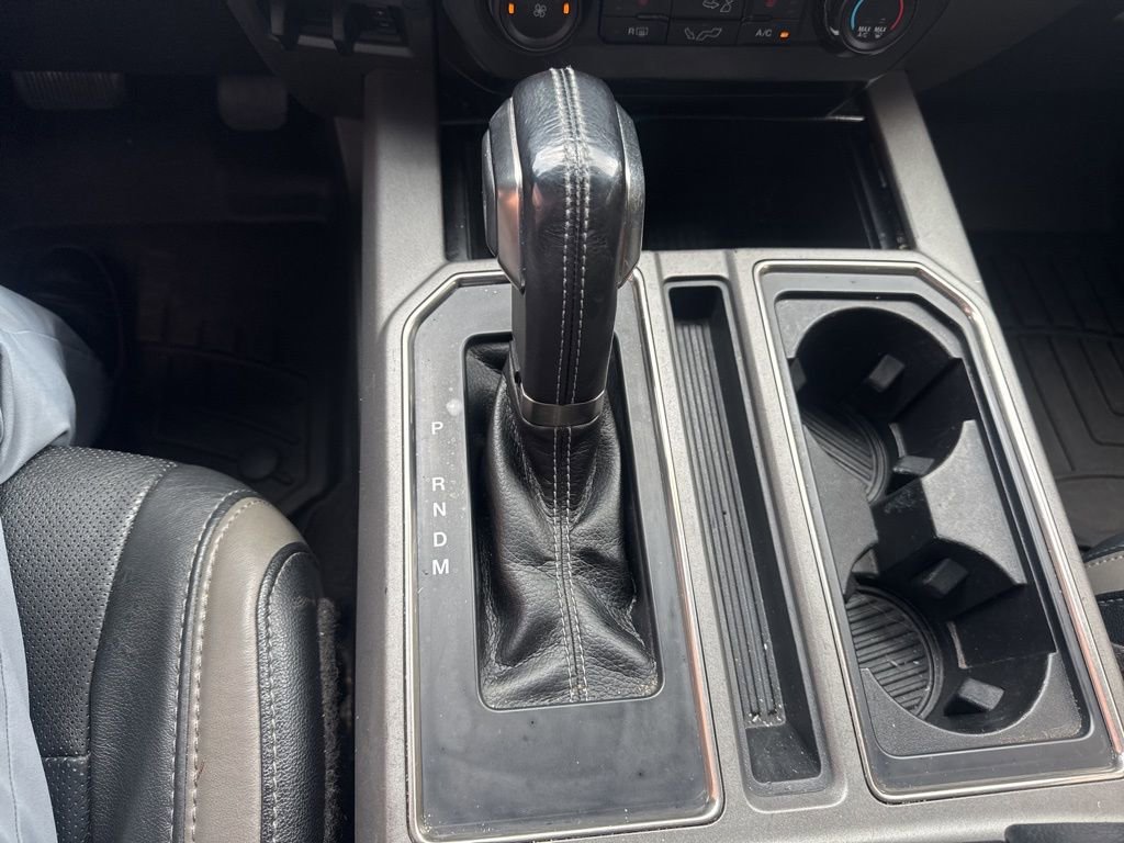 Used 2017 Ford F150 Raptor w/ Equipment Group 801A Mid image 22