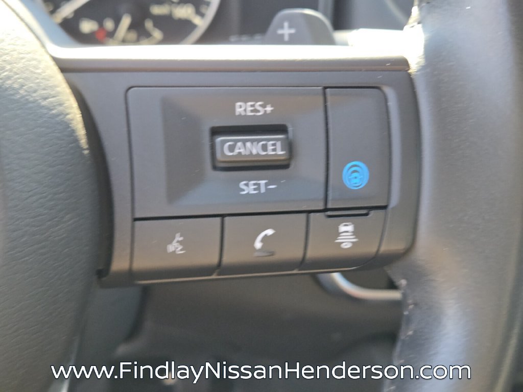 Used 2024 Nissan Rogue SV w/ SV Premium Package FWD image 24