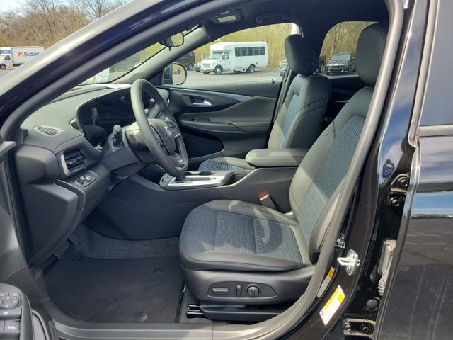 New 2026 Buick Envista Sport Touring w/ Convenience I Package FWD image 16