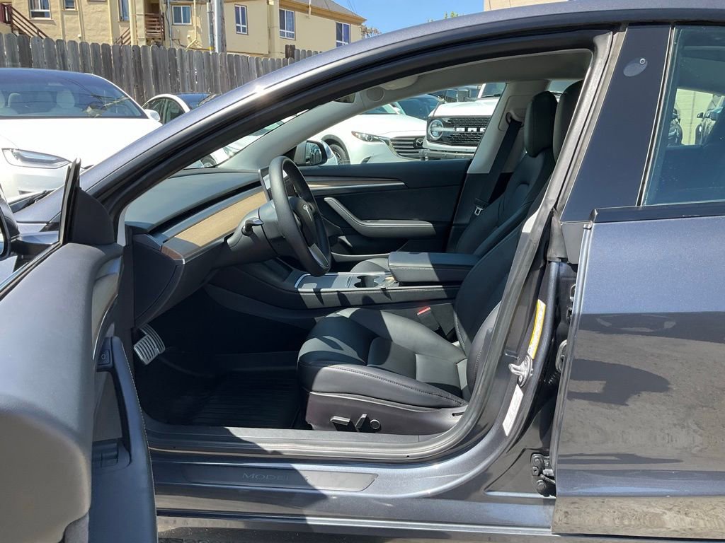 Used 2022 Tesla Model 3 Performance AWD/4WD image 14