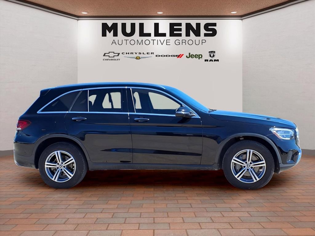 Used 2021 Mercedes-Benz GLC 300 image 4