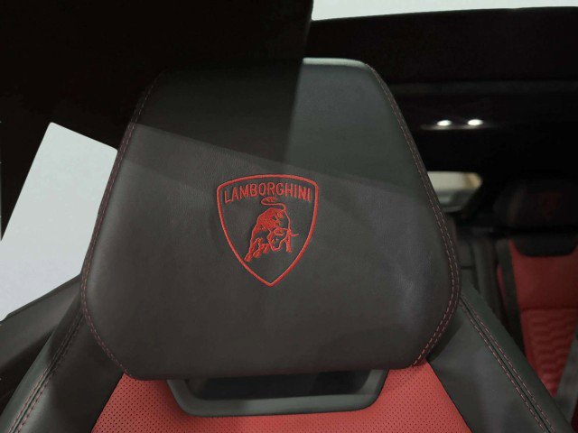 Used 2019 Lamborghini Urus image 73