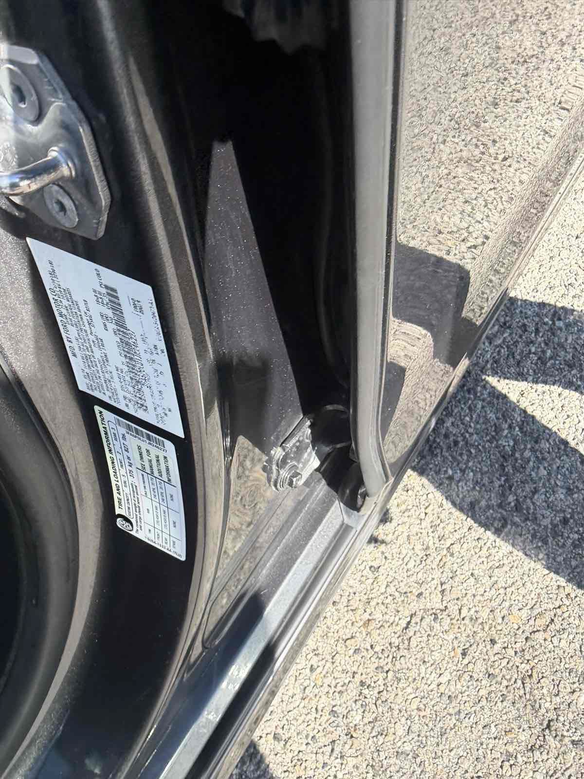 Used 2018 Ford Fusion SE w/ Equipment Group 601A FWD image 19