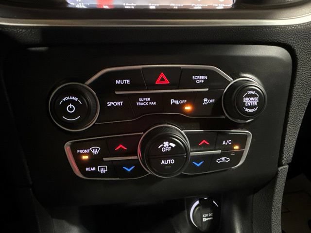 Used 2021 Dodge Charger SXT w/ Cold Weather Package AWD/4WD image 14