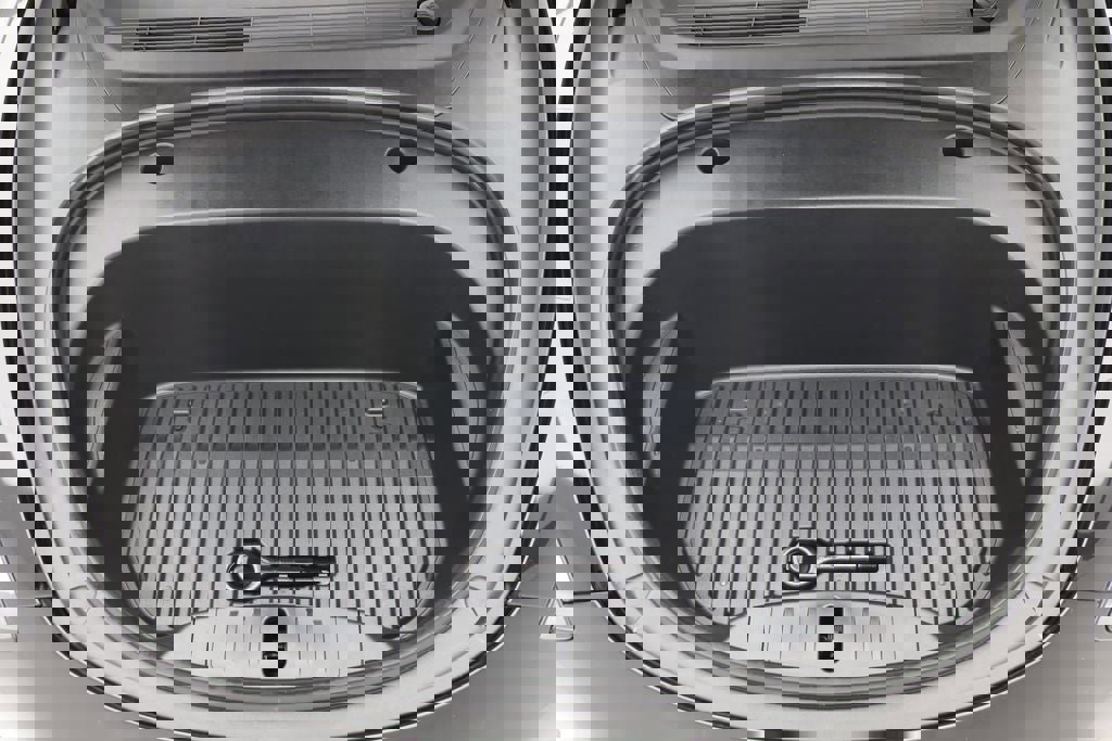 Used 2020 Tesla Model 3 Standard Range Plus image 20