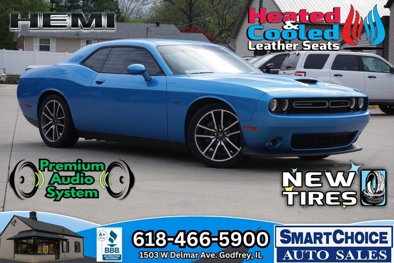 Used 2023 Dodge Challenger R/T w/ Plus Package image 1